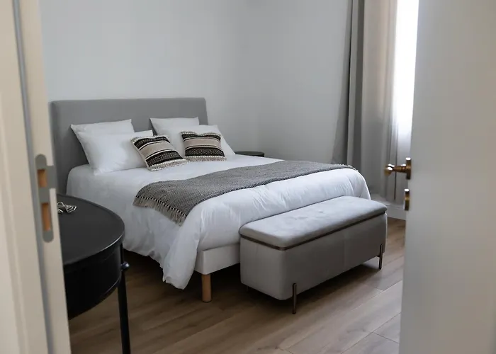 Chateau De La Busquette - La Magdelaine-Sur-Tarn