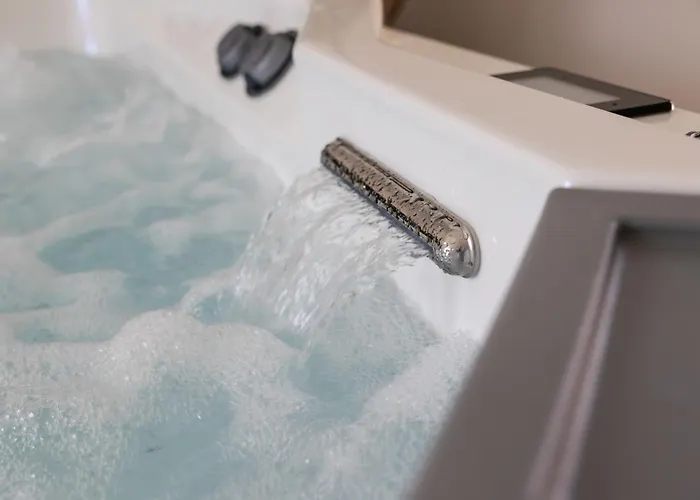 Pensionat Chateau De La Busquette - La Magdelaine-Sur-Tarn