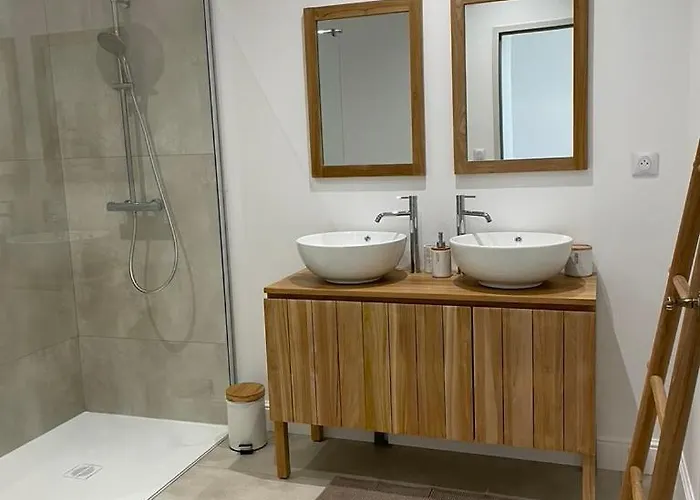 Chateau De La Busquette -