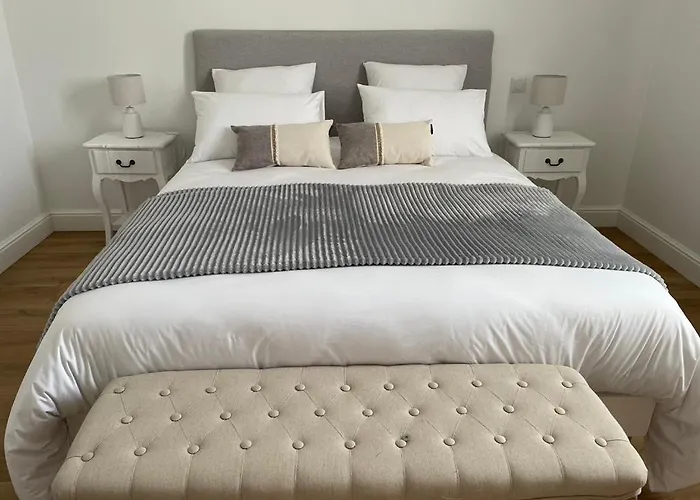 Chateau De La Busquette - 4* La Magdelaine-Sur-Tarn