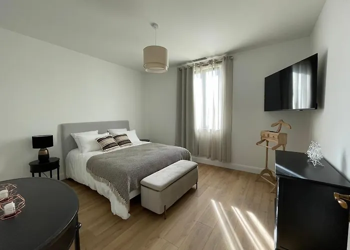 Pensionat Chateau De La Busquette - 4*