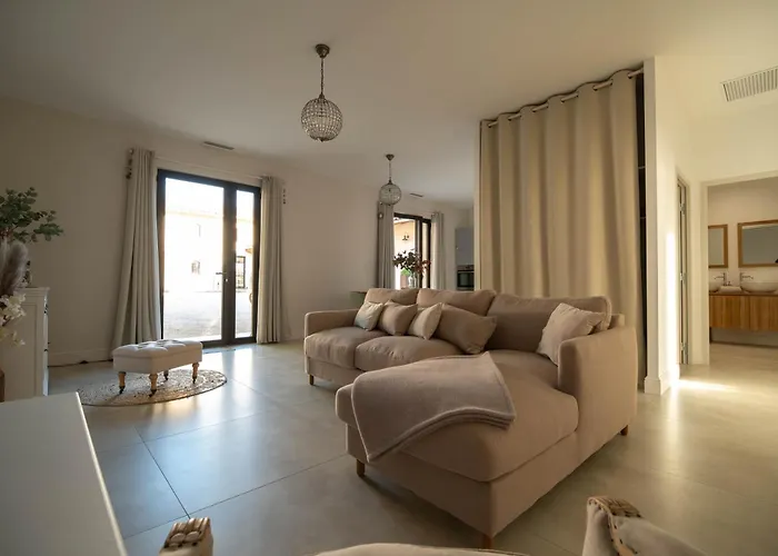 Chateau De La Busquette - Pensionat