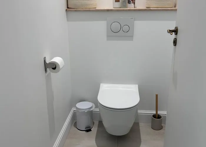 Chateau De La Busquette - La Magdelaine-Sur-Tarn