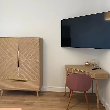 Chateau De La Busquette - 4*