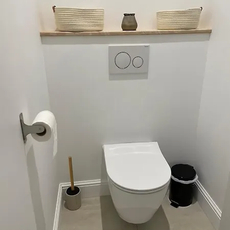 Chateau De La Busquette - Гостевой дом 4*