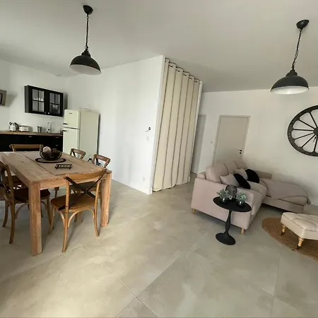 Chateau De La Busquette - Vendégház 4*
